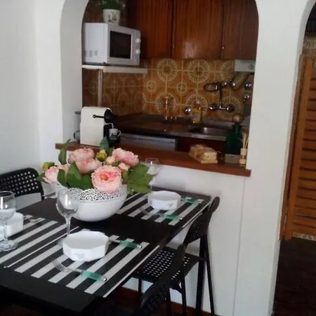 Largo Do Leao Apartment Lisbon